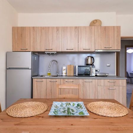 Atacama - Spacious Apartment In Lozenets Area Sofia Exterior photo